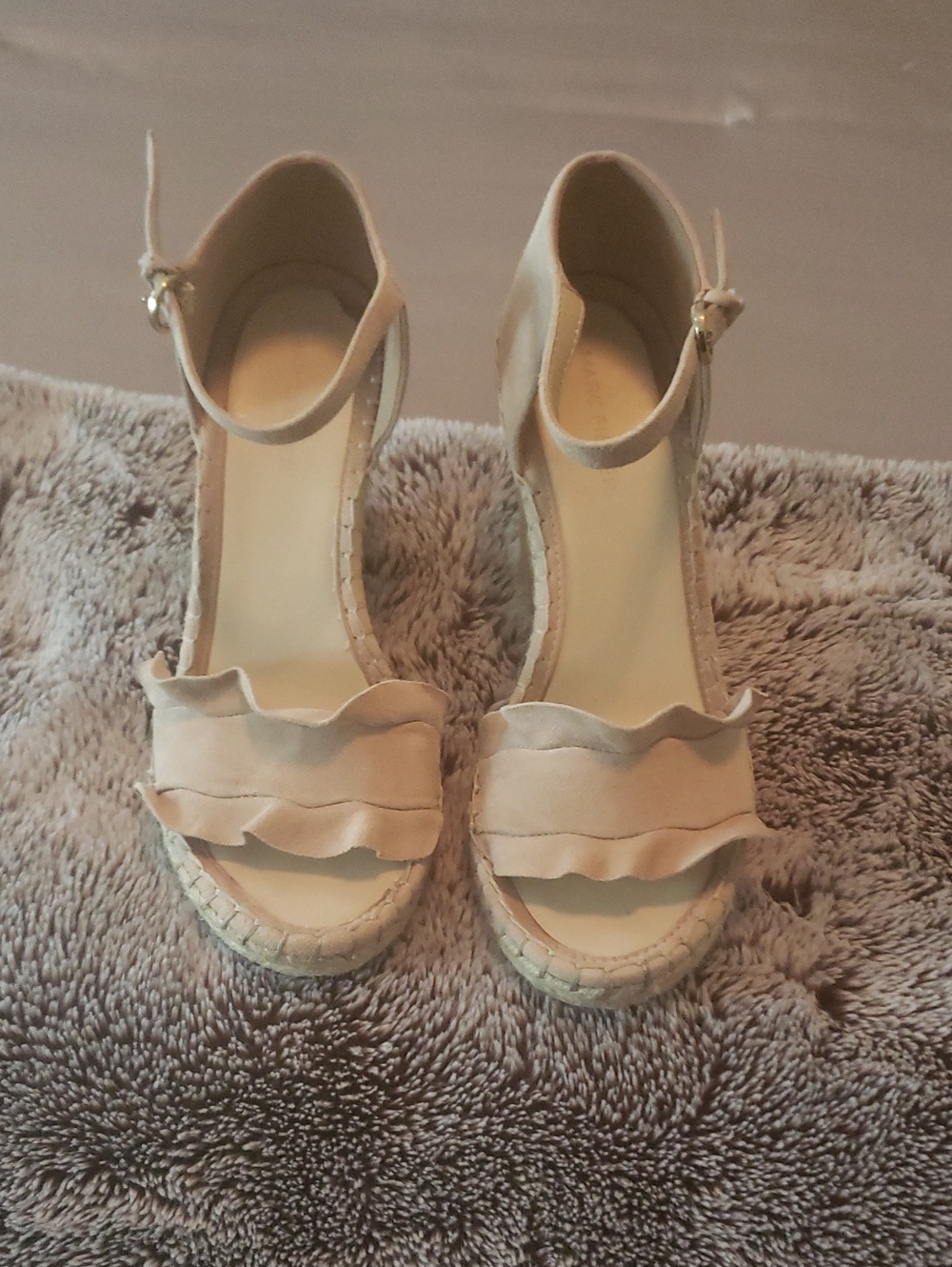 Marc Fisher Cream Ruffle Espadrille Ankle-Strap Sandals